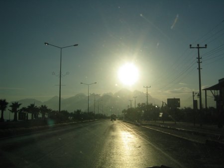 photo: soleil sur la route